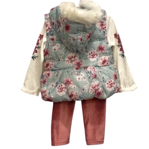 Little Lass Outfit - Picture 3 of 3